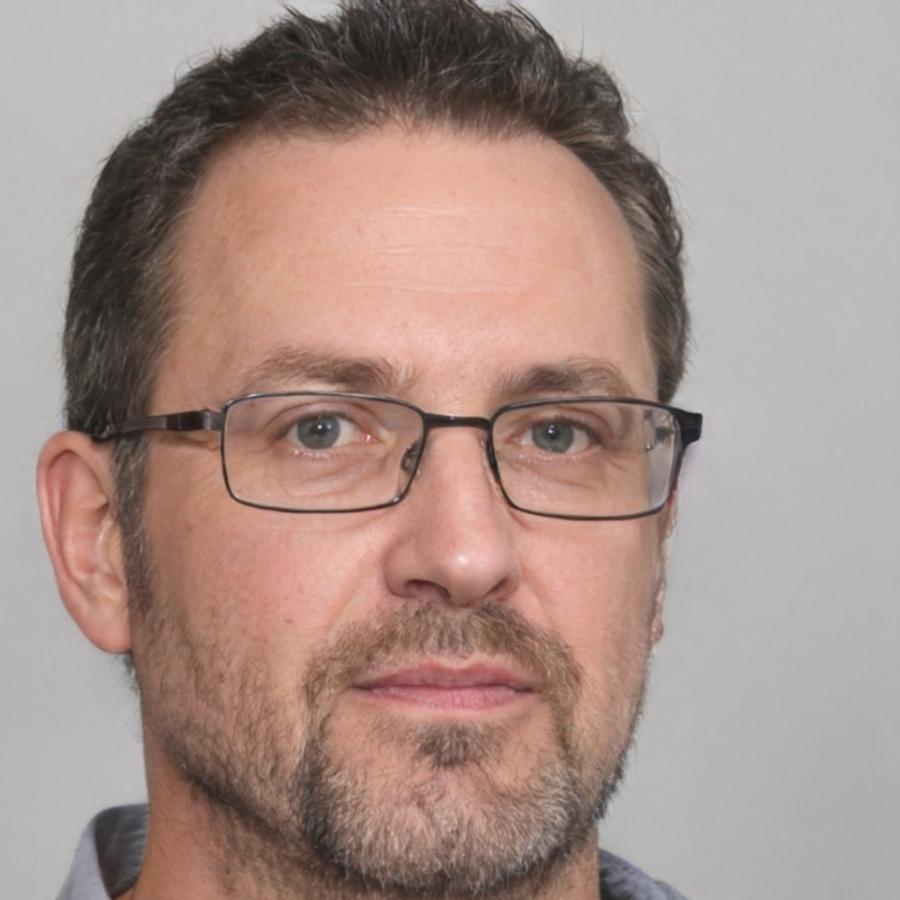 Lukas Zimmermann Portrait